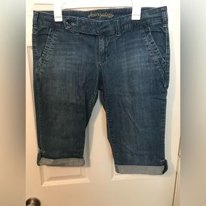 American eagle Bermuda shorts